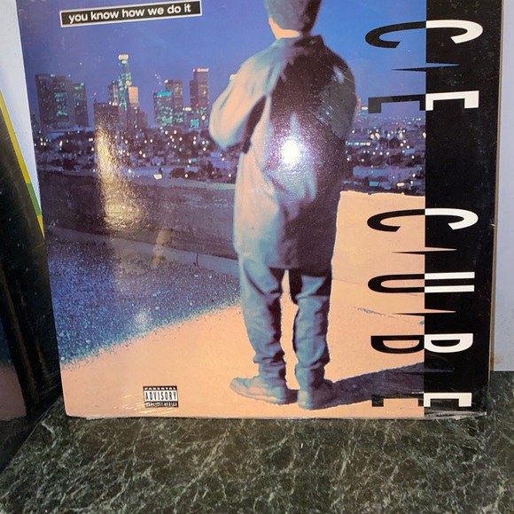 Ice Cube - You Know How We Do It (12")
Media: Mint (M)  Absolutely perfect - Picture 1 of 4